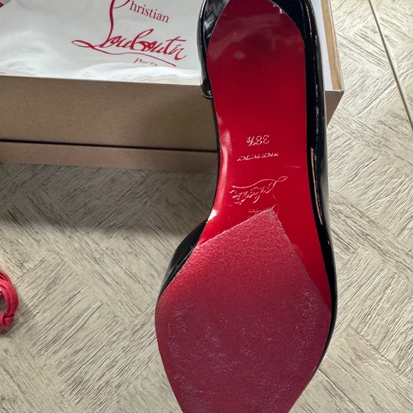Christian Louboutin IRIZA 70 Patent Pumps โ Black (Size 38.5) - Picture 4 of 15